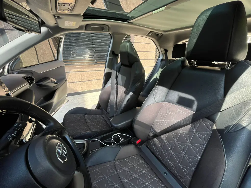 TOYOTA YARIS CROSS XLS HEV 2024 (20).webp