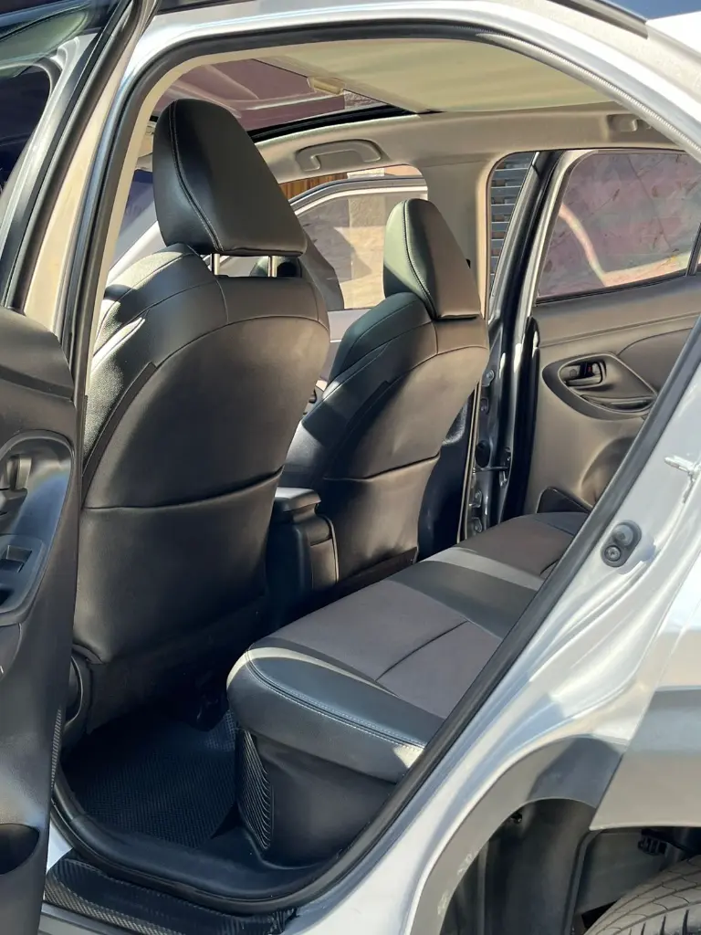 TOYOTA YARIS CROSS XLS HEV 2024 (22).webp