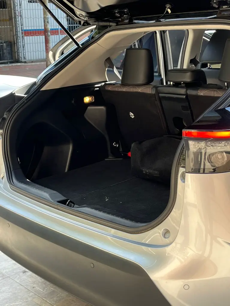 TOYOTA YARIS CROSS XLS HEV 2024 (25).webp