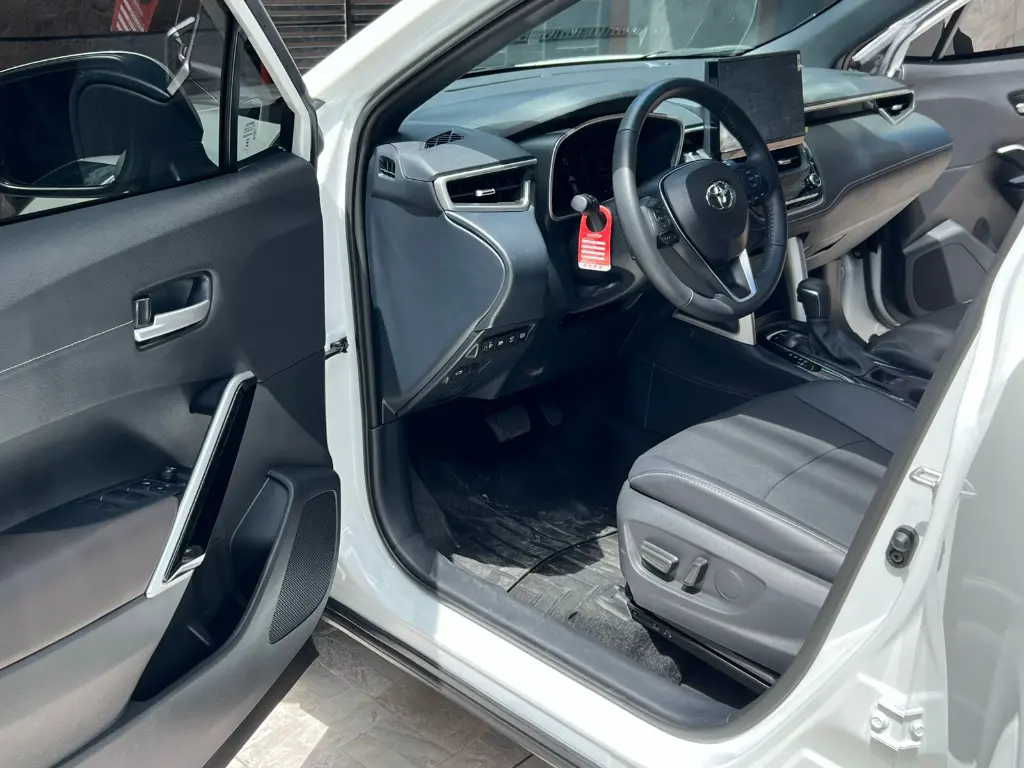 TOYOTA COROLLA SEG GASOLINA MOD 2026 (17).webp