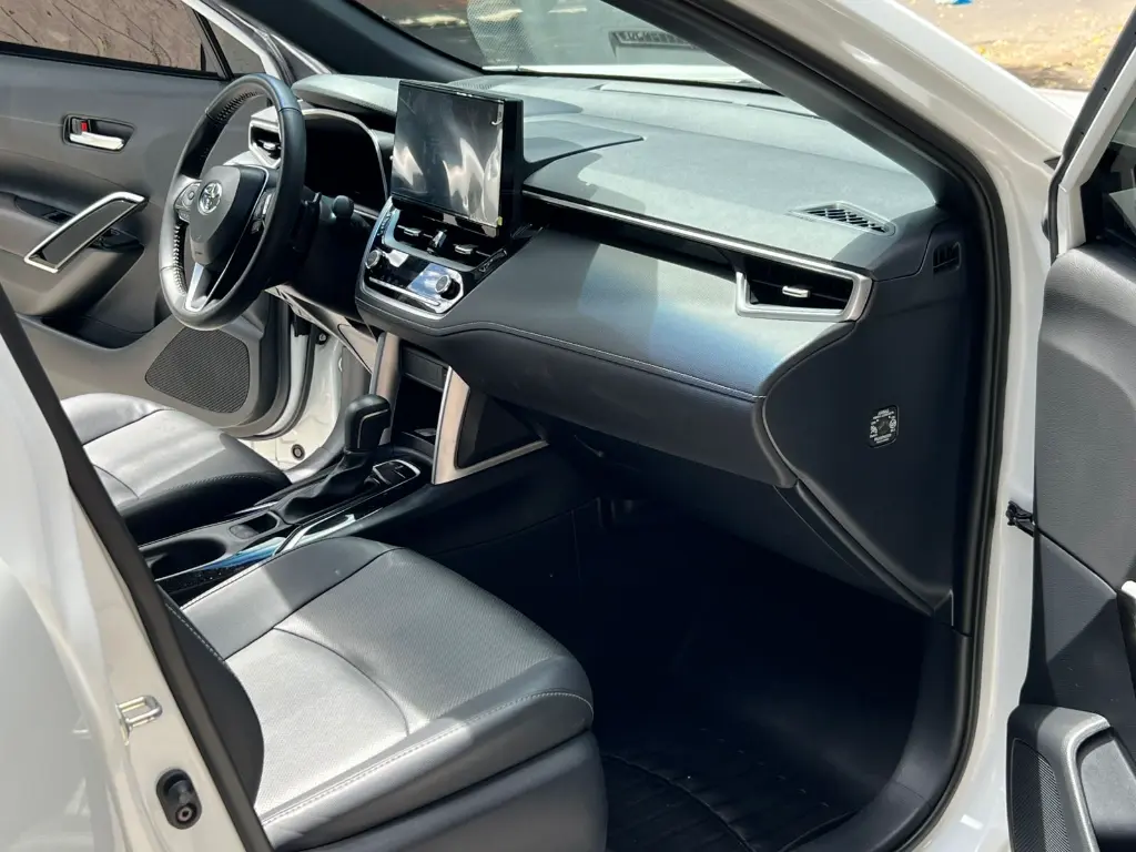 TOYOTA COROLLA SEG GASOLINA MOD 2026 (13).webp