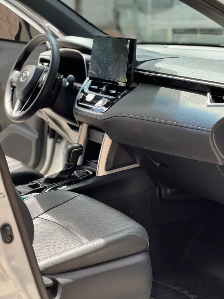 TOYOTA COROLLA SEG GASOLINA MOD 2026 (14).webp