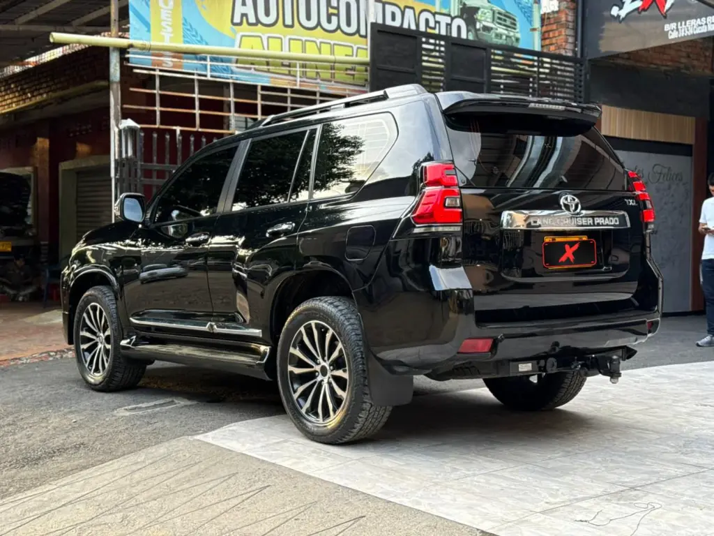 TOYOTA PRADO TX-L 4.0 GASOLINA 2022 (4).webp