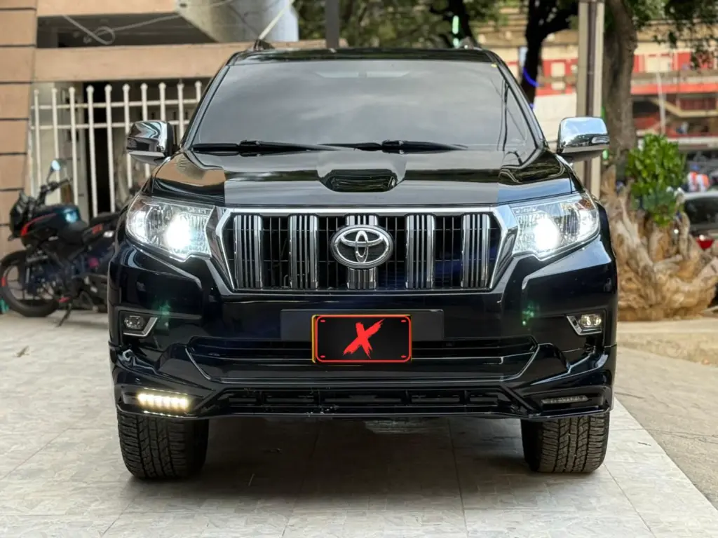 TOYOTA PRADO TX-L 4.0 GASOLINA 2022 (2).webp