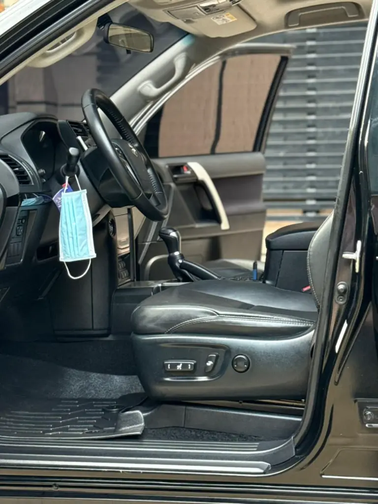 TOYOTA PRADO TX-L 4.0 GASOLINA 2022 (11).webp