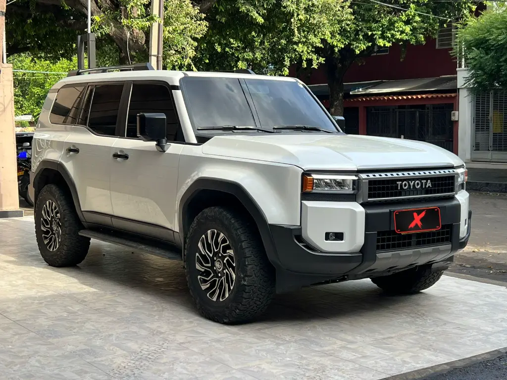 TOYOTA PRADO TX-L 2.4 GASOLINA 4X4 2025 (3).webp