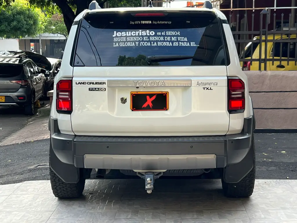 TOYOTA PRADO TX-L 2.4 GASOLINA 4X4 2025 (5).webp