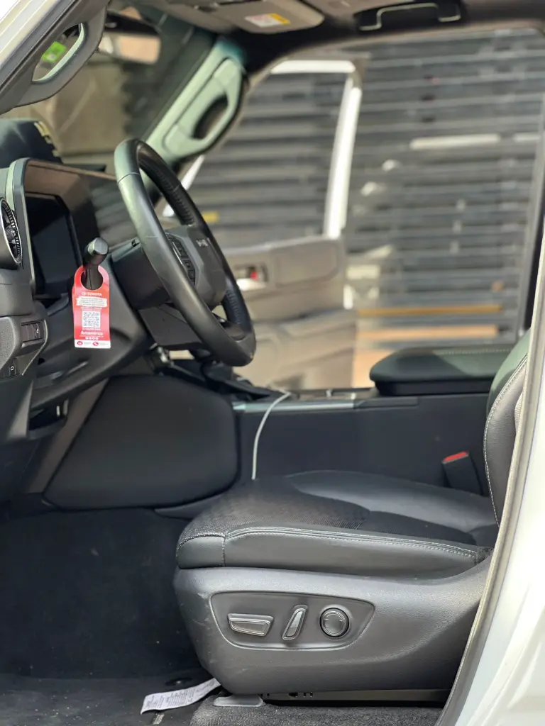 TOYOTA PRADO TX-L 2.4 GASOLINA 4X4 2025 (9).webp