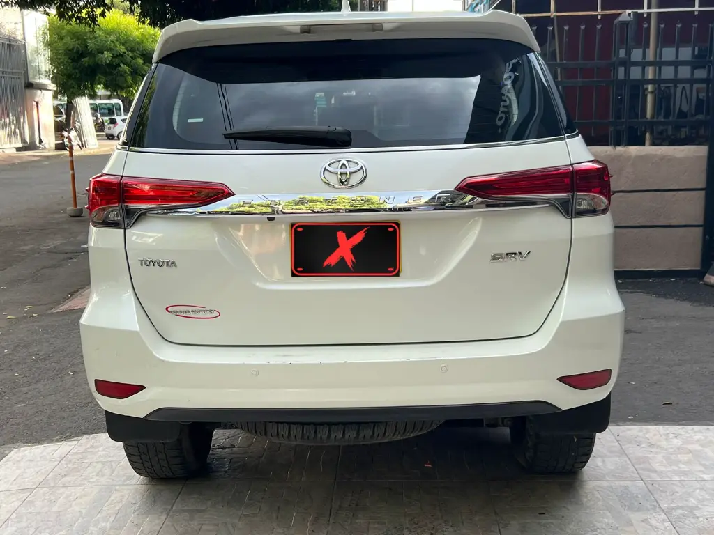 TOYOTA FORTUNER SRV 2.7 GASOLINA 2020 publicar en $171.900 (5).webp