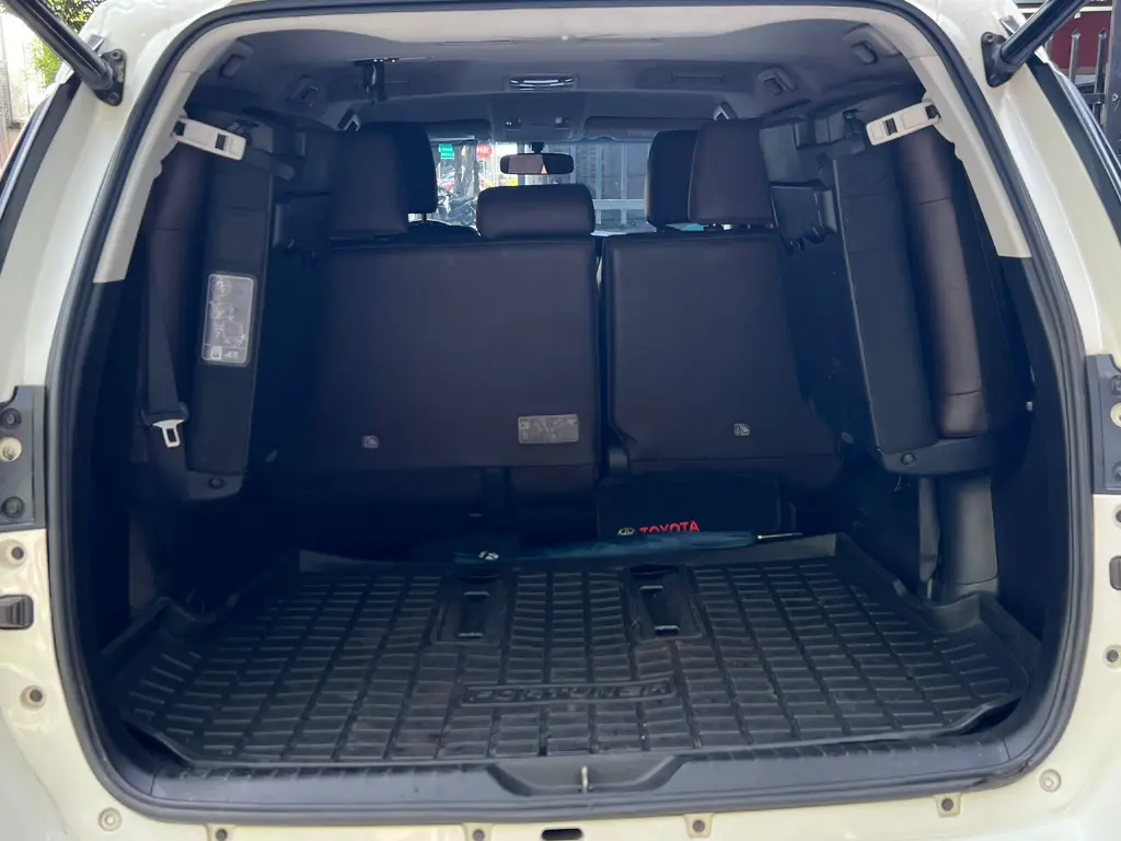 TOYOTA FORTUNER SRV 2.7 GASOLINA 2020 publicar en $171.900 (18).webp