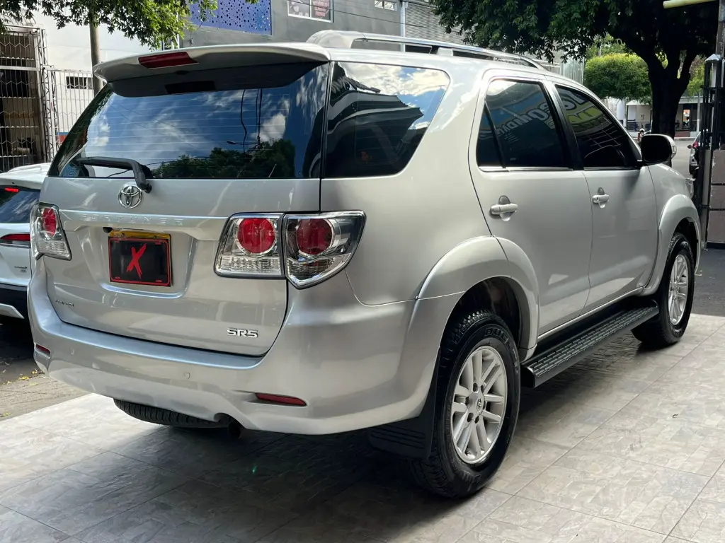 TOYOTA FORTUNER SR5 2.7l AUT MOD 2014 (6).webp