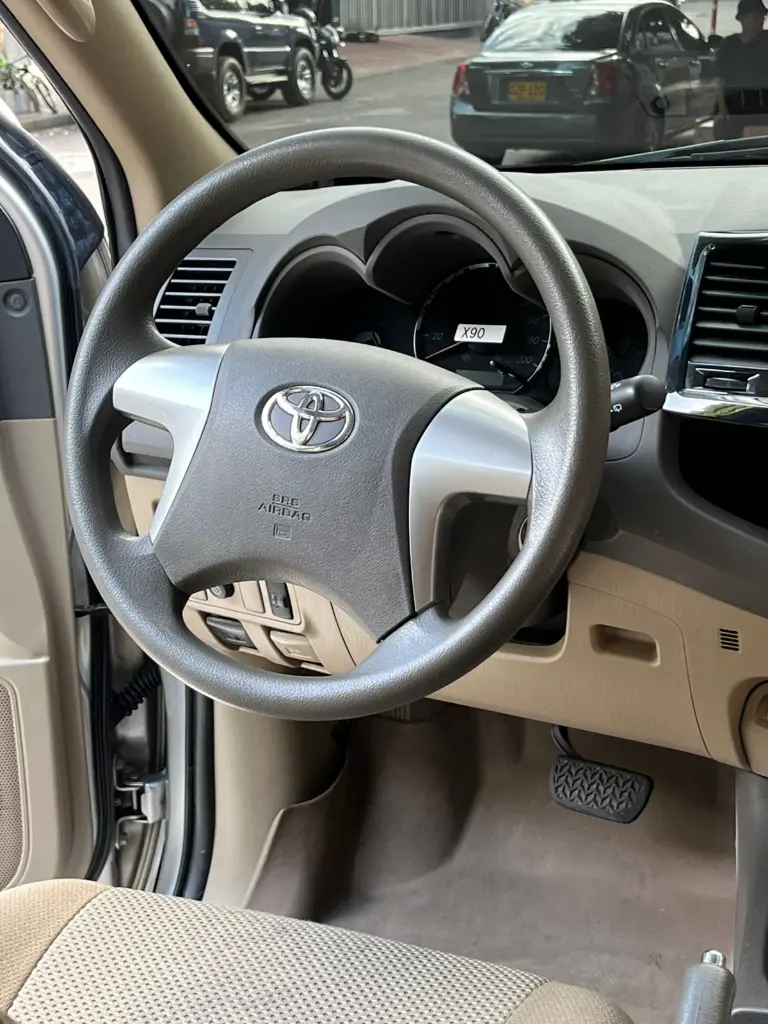 TOYOTA FORTUNER SR5 2.7l AUT MOD 2014 (10).webp