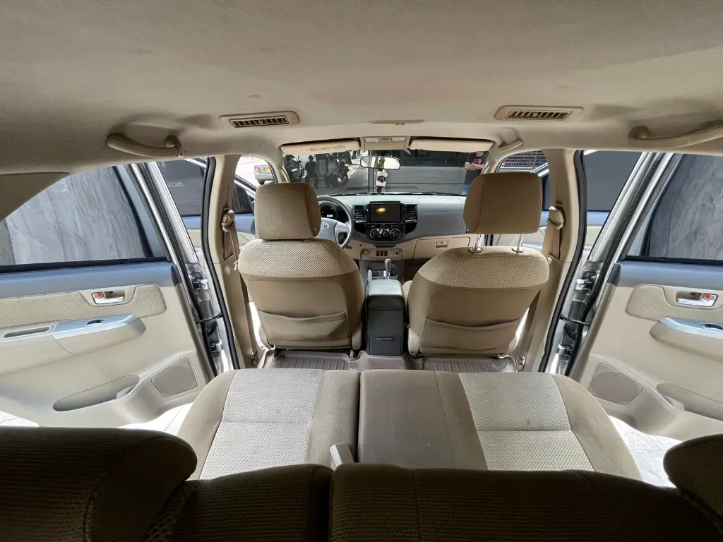 TOYOTA FORTUNER SR5 2.7l AUT MOD 2014 (24).webp