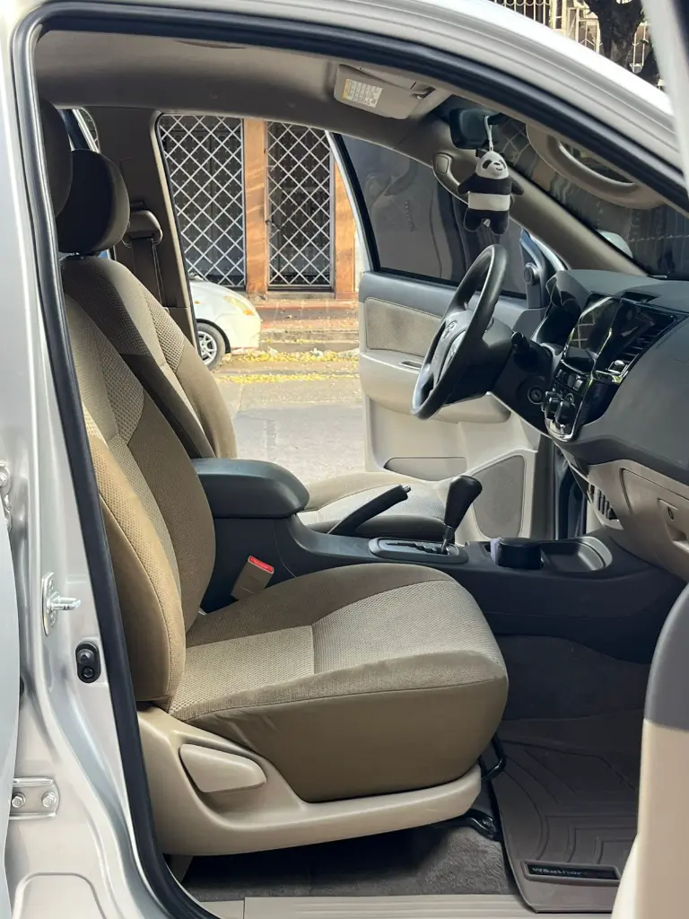 TOYOTA FORTUNER SR5 2.7l AUT MOD 2014 (13).webp