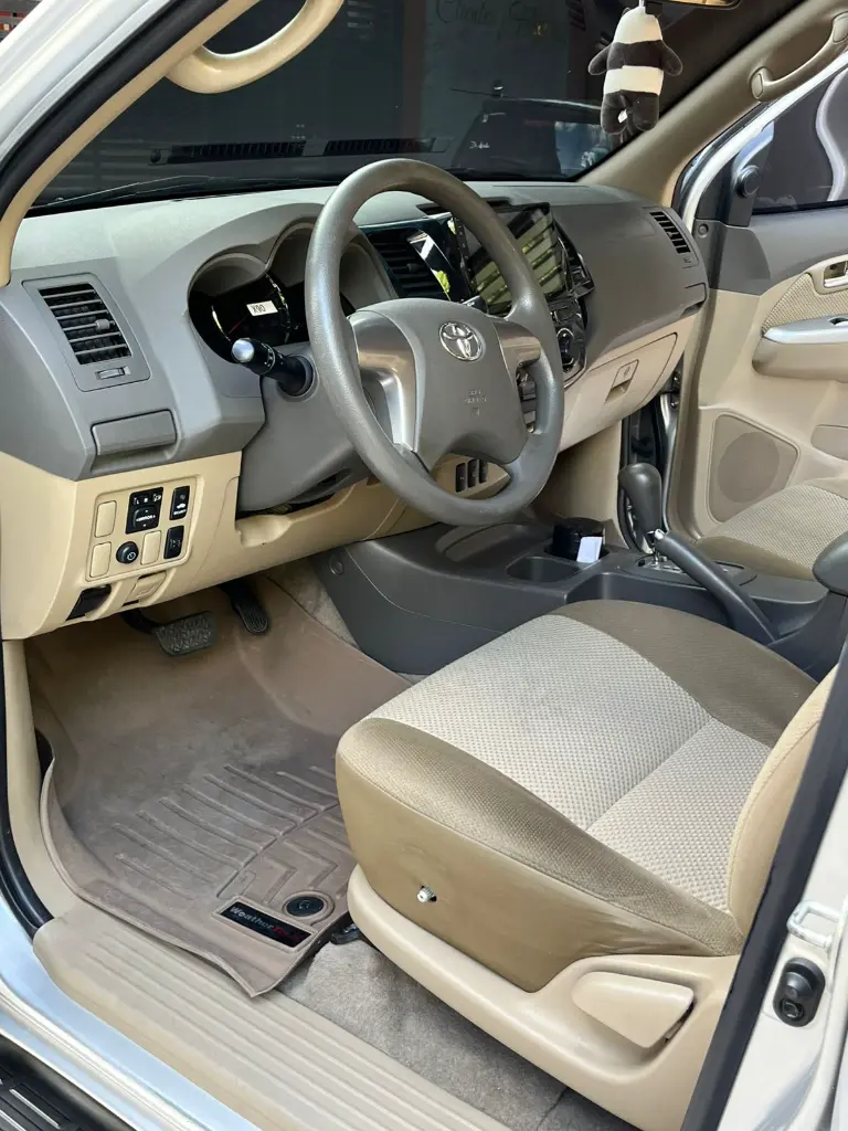 TOYOTA FORTUNER SR5 2.7l AUT MOD 2014 (16).webp