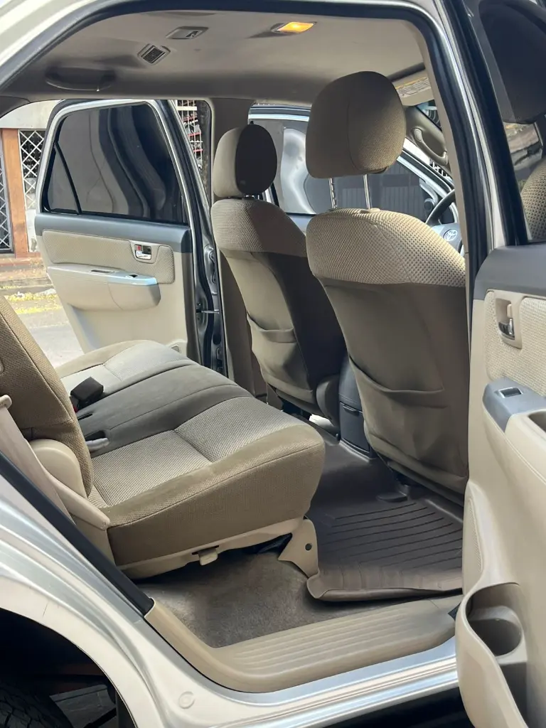 TOYOTA FORTUNER SR5 2.7l AUT MOD 2014 (21).webp