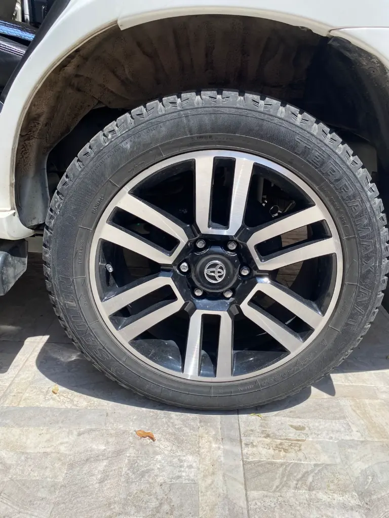 TOYOTA FORTUNER MT 2015 (19).webp