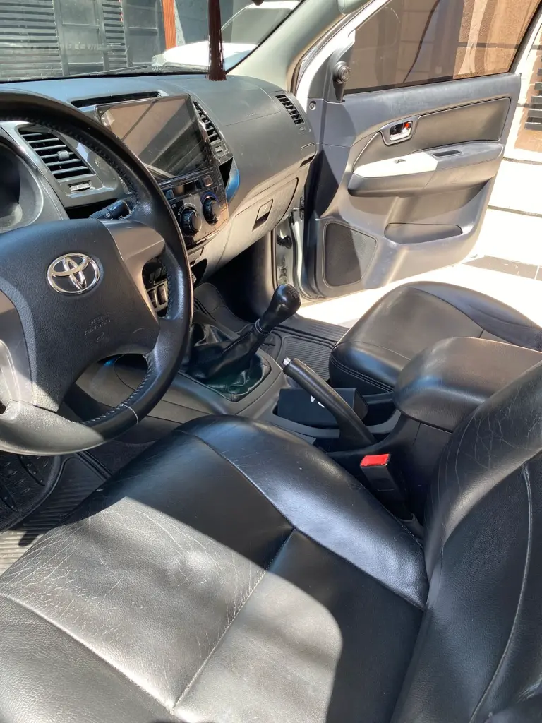 TOYOTA FORTUNER MT 2015 (17).webp