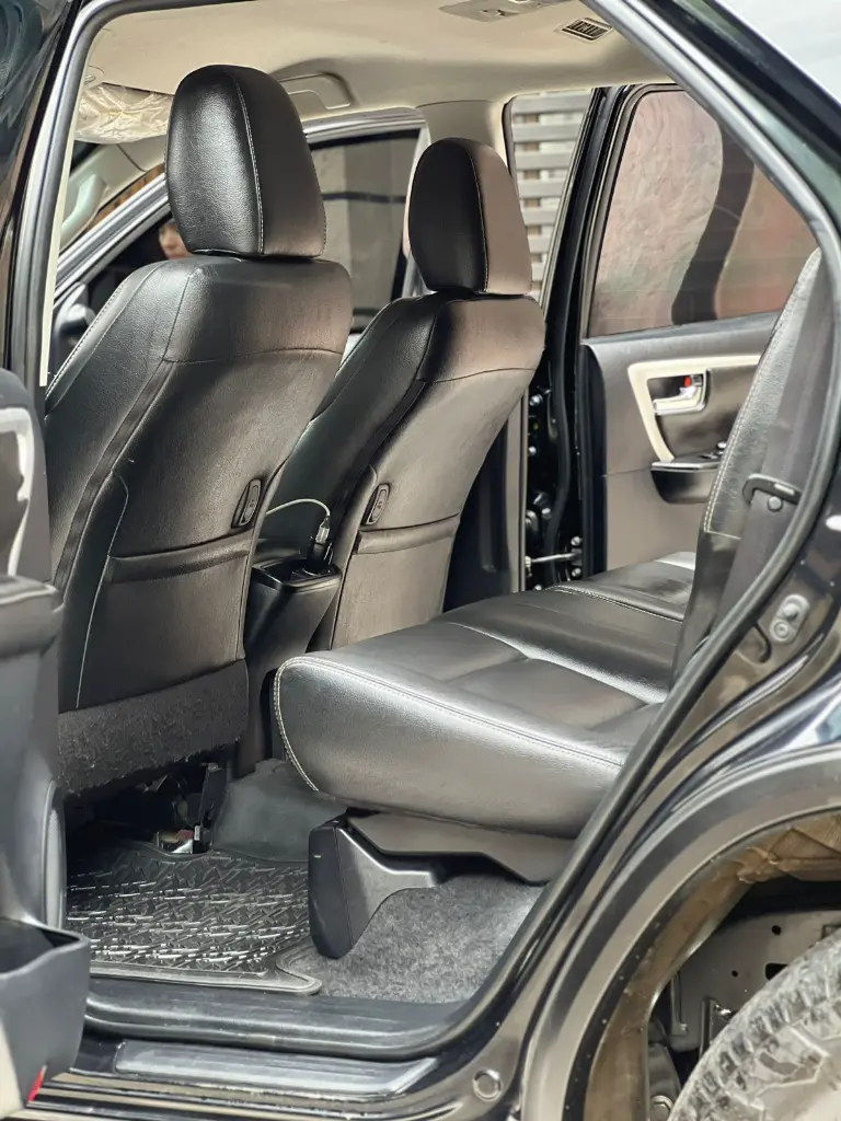 TOYOTA FORTUNER SW4 2.7 GASOLINA BLINDAJE 2+ 2018  (9).webp