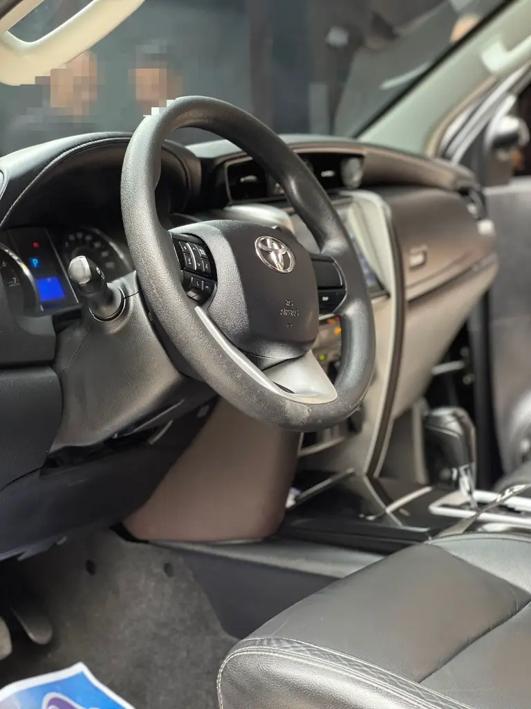 TOYOTA FORTUNER SW4 2.7 GASOLINA BLINDAJE 2+ 2018  (24).webp