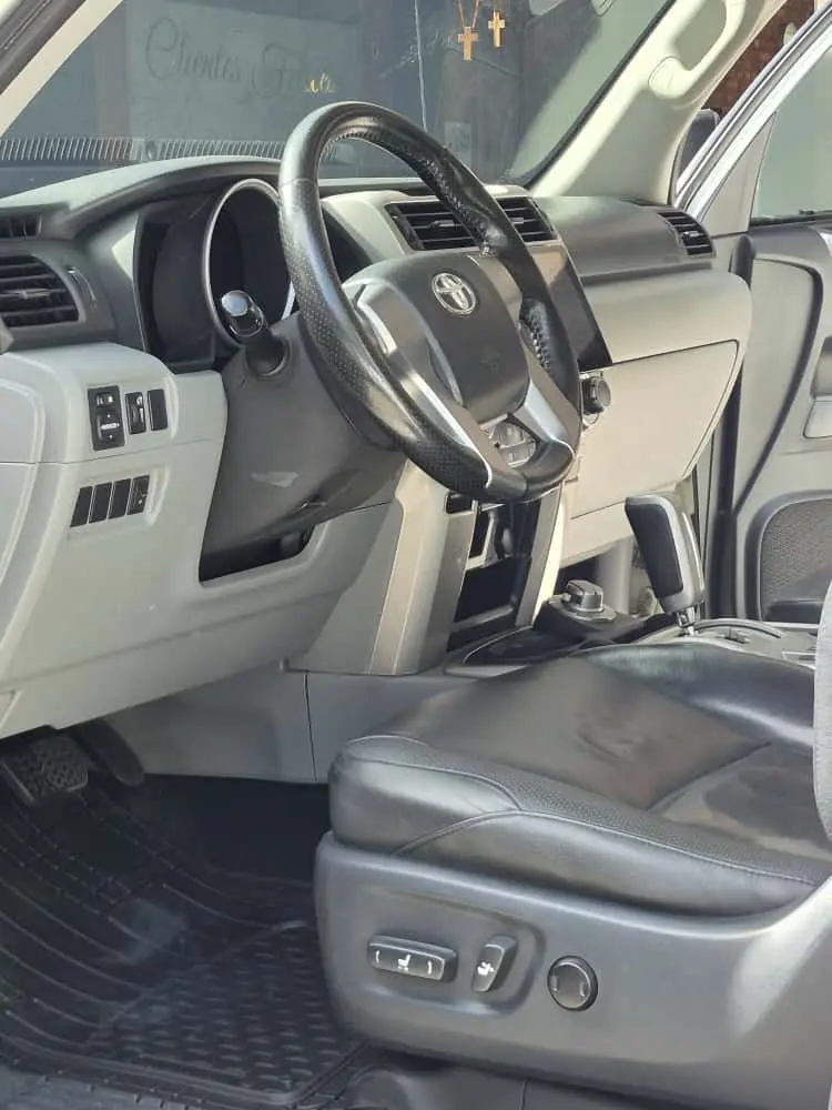 TOYOTA 4RUNNER LIMITED TP 4X4 GASOLINA 2011 (15).webp