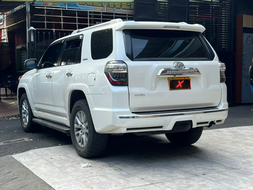 TOYOTA 4RUNNER LIMITED 2017 (4).webp