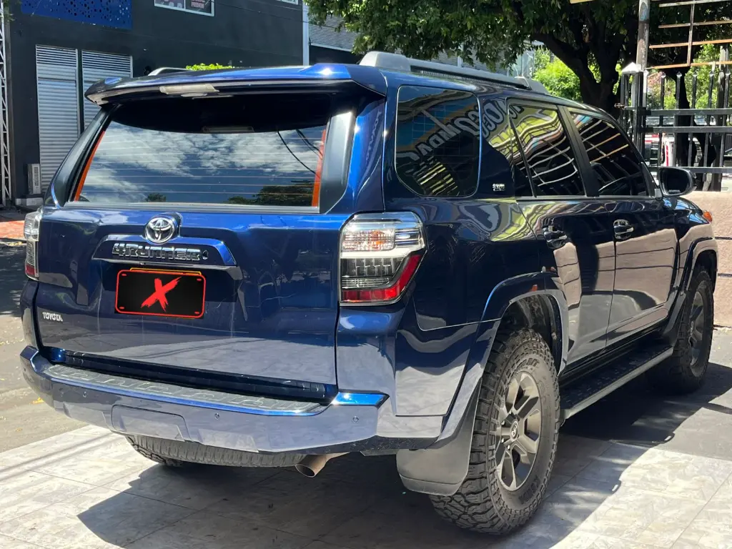 TOYOTA 4RUNNER SR5 MOD 2020 (6).webp