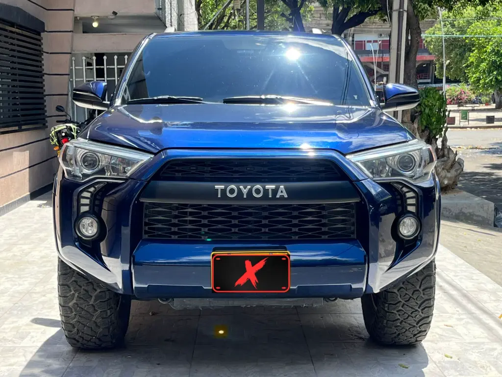 TOYOTA 4RUNNER SR5 MOD 2020 (2).webp
