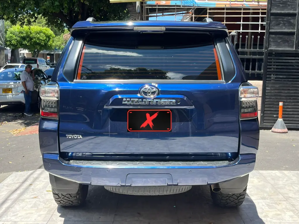 TOYOTA 4RUNNER SR5 MOD 2020 (5).webp
