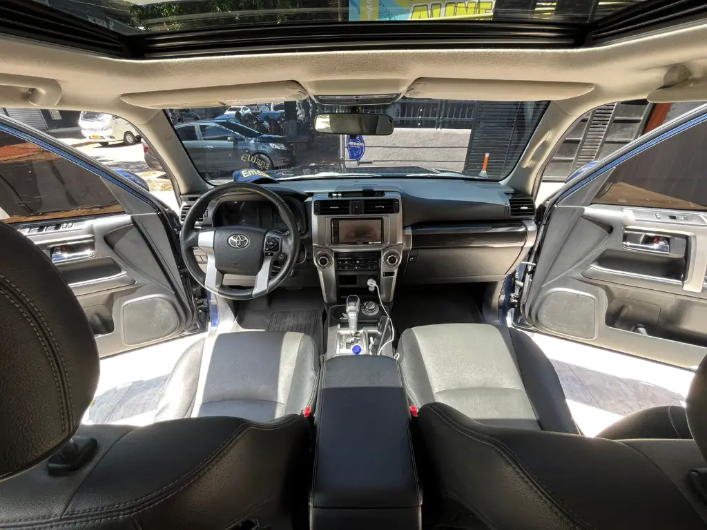 TOYOTA 4RUNNER SR5 MOD 2020 (8).webp