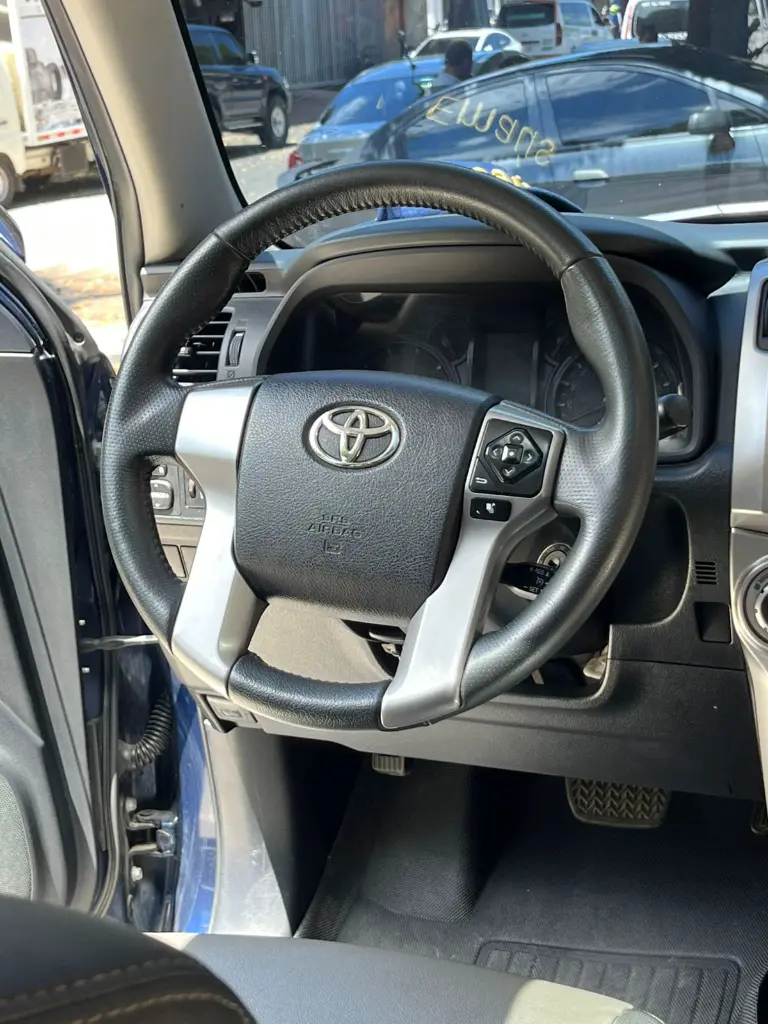 TOYOTA 4RUNNER SR5 MOD 2020 (10).webp