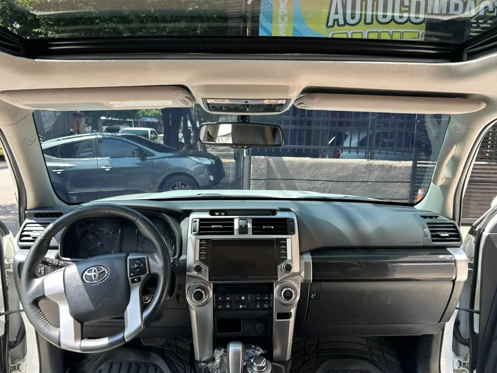 TOYOTA 4RUNNER SR5 2022 (19).webp