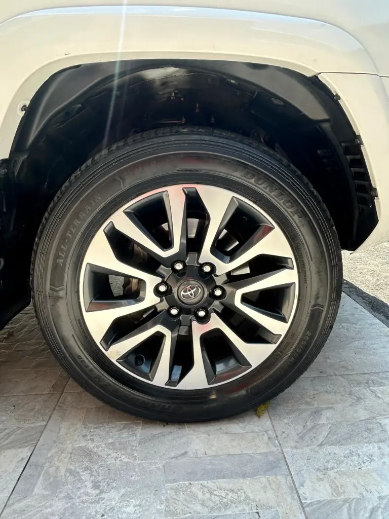 TOYOTA 4RUNNER SR5 2022 (10).webp