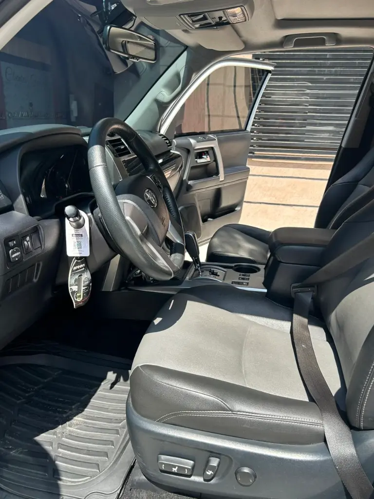 TOYOTA 4RUNNER SR5 2022 (12).webp