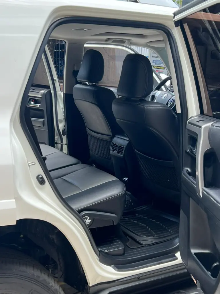 TOYOTA 4RUNNER SR5 2022 (23).webp