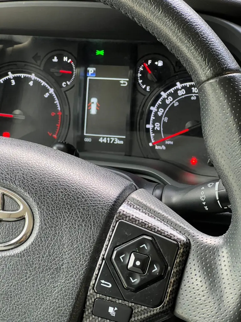 TOYOTA 4RUNNER SR5 4.0 GASOLINA 2022 publicar en $234.900 (15).webp