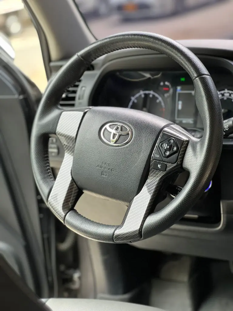 TOYOTA 4RUNNER SR5 4.0 GASOLINA 2022 publicar en $234.900 (13).webp