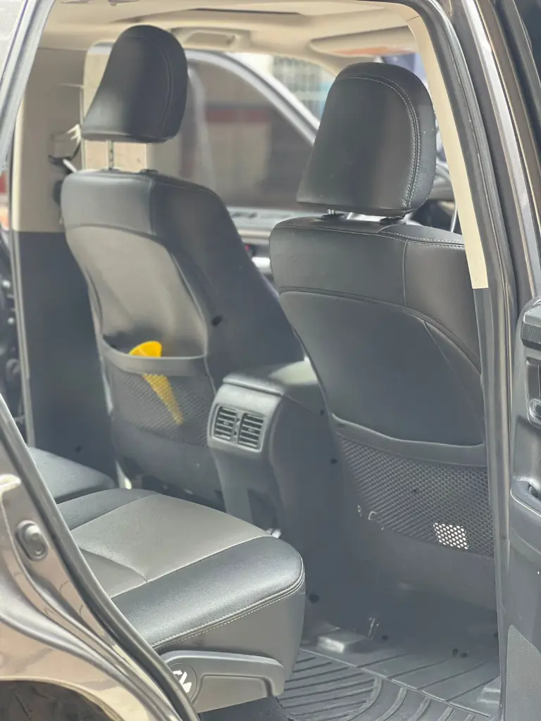 TOYOTA 4RUNNER SR5 4.0 GASOLINA 2022 publicar en $234.900 (20).webp