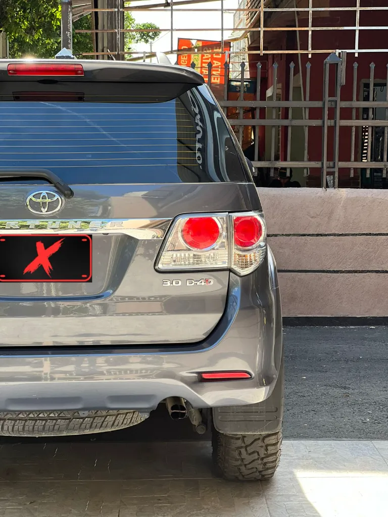 TOYOTA FORTUNER SRV 3.0 DIESEL 4X4 BLINDAJE 2+ 2014 (8).webp