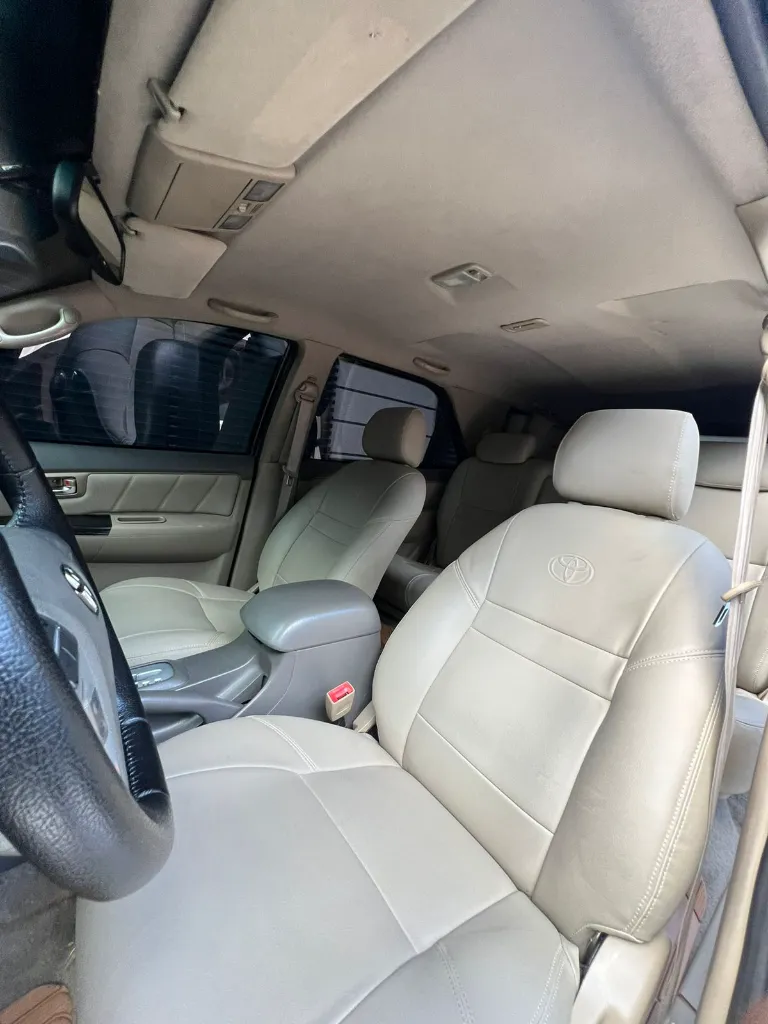 TOYOTA FORTUNER SRV 3.0 DIESEL 4X4 BLINDAJE 2+ 2014 (11).webp