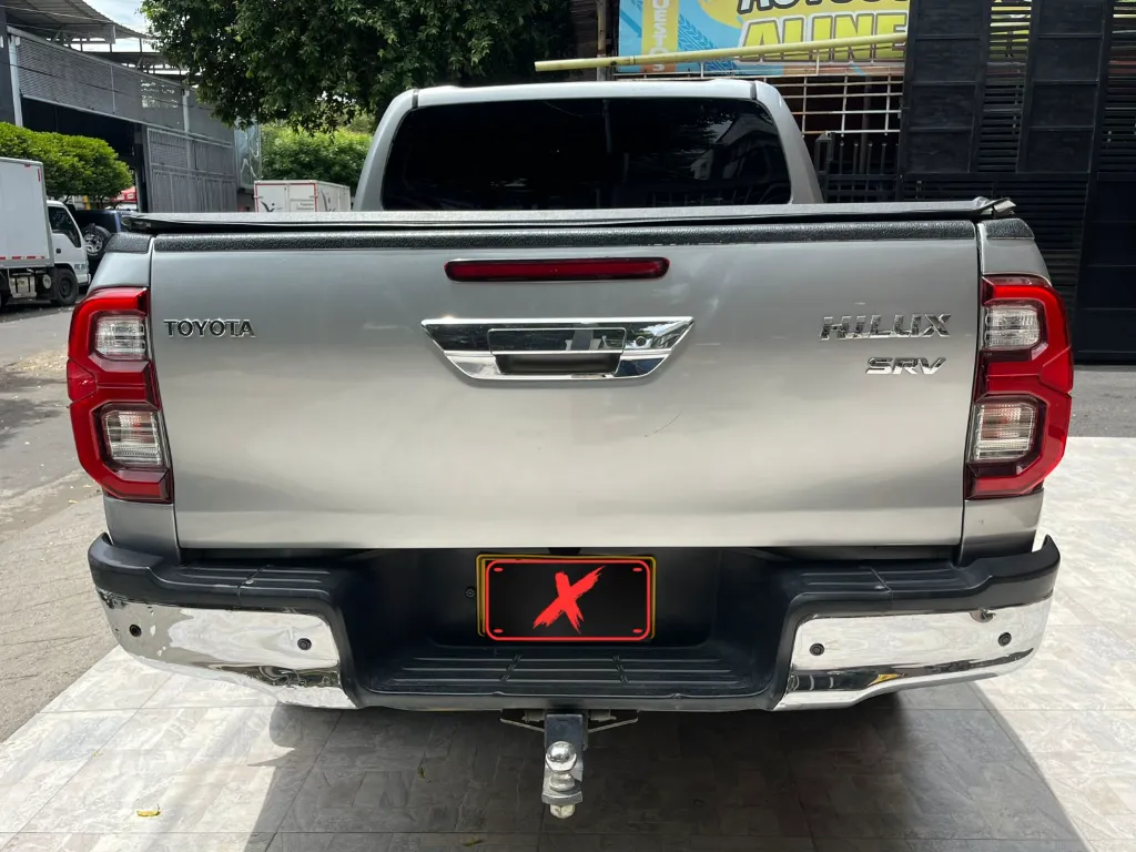 TOYOTA HILUX SRV DIESEL 2.8l 4X4 BLINDAJE 2 PLUS MOD 2018  (5).webp