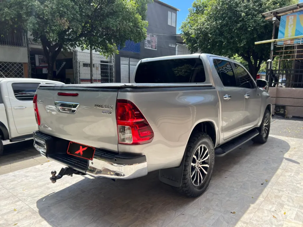 TOYOTA HILUX SRV 2.8 DIÉSEL 4X4 BLINDAJE 2+ 2020 publicar en $223.900 (6).webp