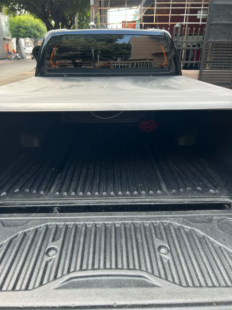 TOYOTA HILUX SRX 2.8 DIÉSEL AUT 4X4 2021 (26).webp