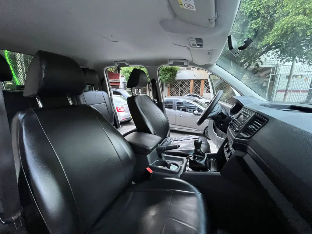 VOLKSWAGEN AMAROK TRENDLINE DIESEL 2.0l MT 4X4 MOD 2021 (15).webp