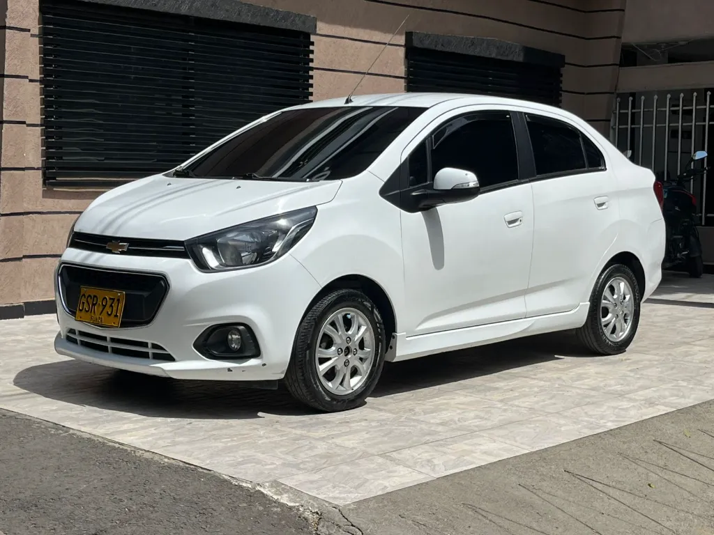 CHEVROLET BEAT PREMIER 2022 (1).webp