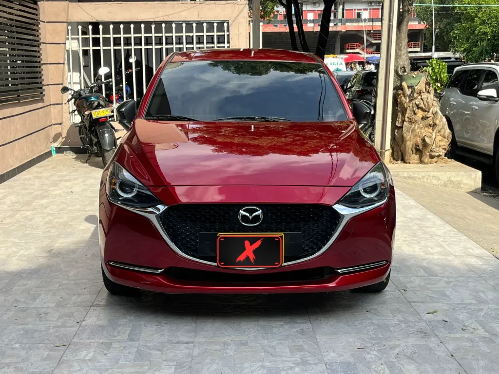 MAZDA 2 SEDAN GRAND TOURING LX 2022 (2).webp
