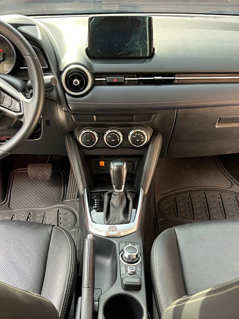 MAZDA 2 SEDAN GRAND TOURING LX 2022 (9).webp