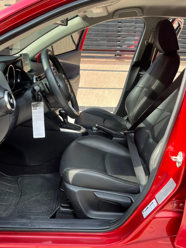 MAZDA 2 SEDAN GRAND TOURING LX 2022 (17).webp