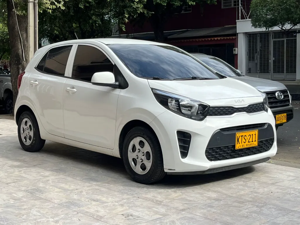 KIA PICANTO VIBRANT MEC 2023 (2).webp