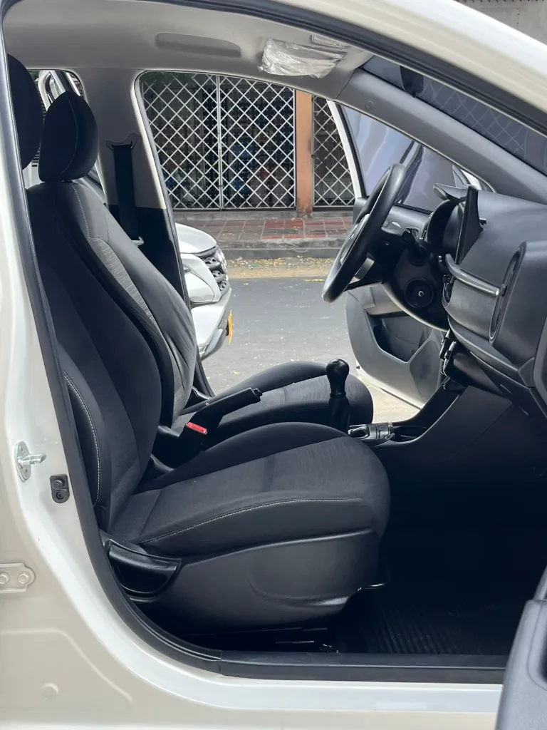 KIA PICANTO VIBRANT MEC 2023 (14).webp